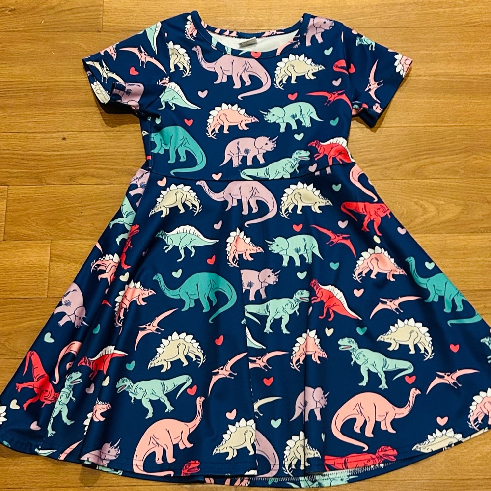 Amazing Dinosaur twirl dress by Funnycokid Sz med 6/7